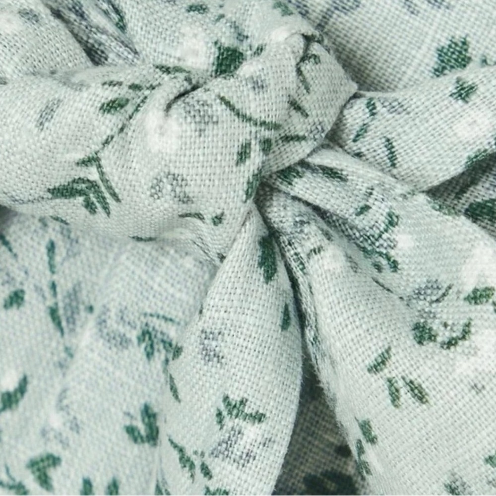 Reformation Clyde Linen Two
Piece - Picture 4 of 4